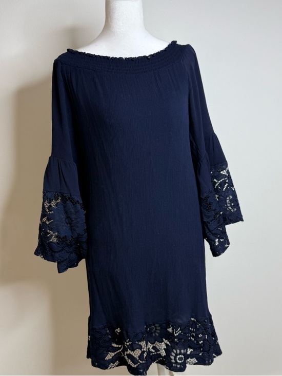 None Dresses & Skirts - Navy Lace Trim Shift Dress